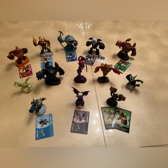 Skylander Giants Bundle - Picture 10 of 12